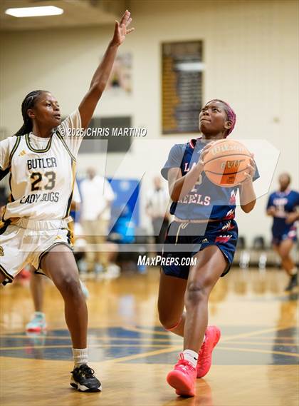 Thumbnail 3 in Butler vs. Strom Thurmond (GIRLS ONLY! Tip Off) photogallery.