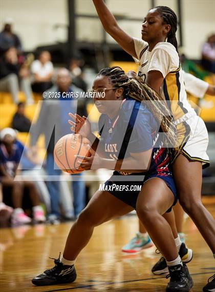 Thumbnail 3 in Butler vs. Strom Thurmond (GIRLS ONLY! Tip Off) photogallery.