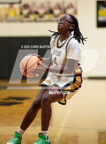 Thumbnail 1 in Butler vs. Strom Thurmond (GIRLS ONLY! Tip Off) photogallery.