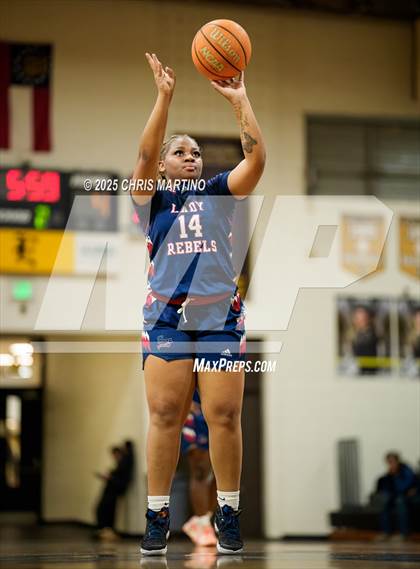 Thumbnail 1 in Butler vs. Strom Thurmond (GIRLS ONLY! Tip Off) photogallery.
