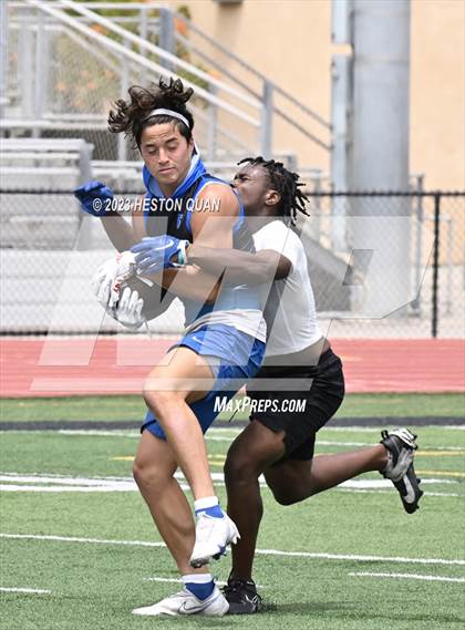 Thumbnail 2 in Western vs. El Toro (Surf City Passing Tournament) photogallery.