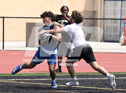 Thumbnail 1 in Western vs. El Toro (Surf City Passing Tournament) photogallery.