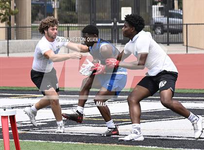 Thumbnail 3 in Western vs. El Toro (Surf City Passing Tournament) photogallery.