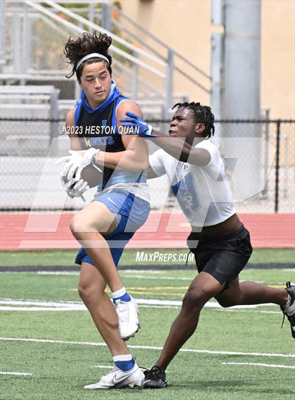 Thumbnail 1 in Western vs. El Toro (Surf City Passing Tournament) photogallery.