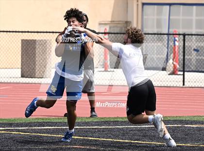 Thumbnail 2 in Western vs. El Toro (Surf City Passing Tournament) photogallery.