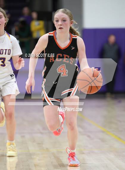 Thumbnail 3 in Amanda-Clearcreek @ Unioto photogallery.
