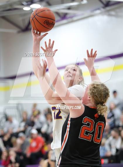 Thumbnail 3 in Amanda-Clearcreek @ Unioto photogallery.