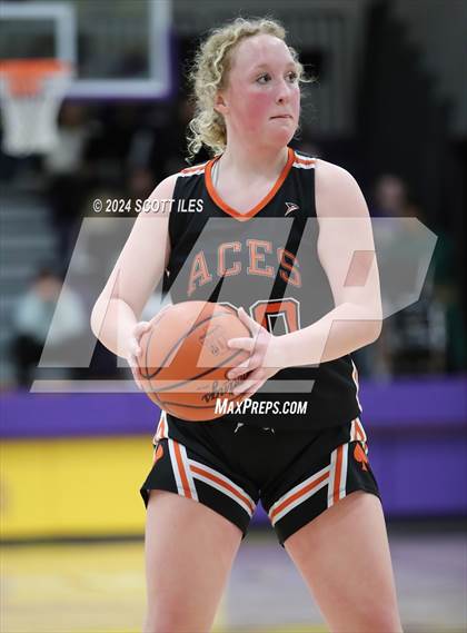 Thumbnail 1 in Amanda-Clearcreek @ Unioto photogallery.