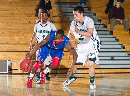 Thumbnail 2 in Kennedy vs. Fountain-Fort Carson (Cherry Creek Holiday Classic) photogallery.