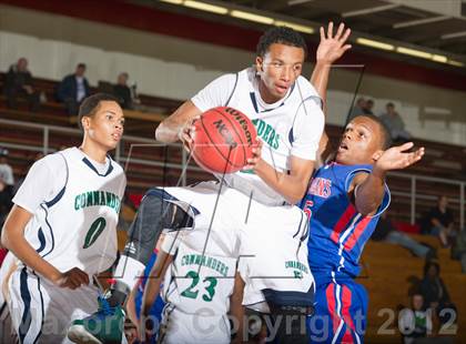 Thumbnail 3 in Kennedy vs. Fountain-Fort Carson (Cherry Creek Holiday Classic) photogallery.
