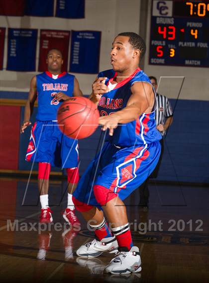 Thumbnail 1 in Kennedy vs. Fountain-Fort Carson (Cherry Creek Holiday Classic) photogallery.