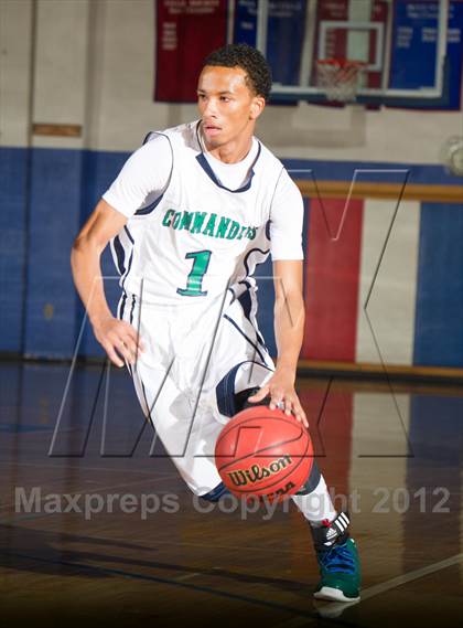 Thumbnail 2 in Kennedy vs. Fountain-Fort Carson (Cherry Creek Holiday Classic) photogallery.