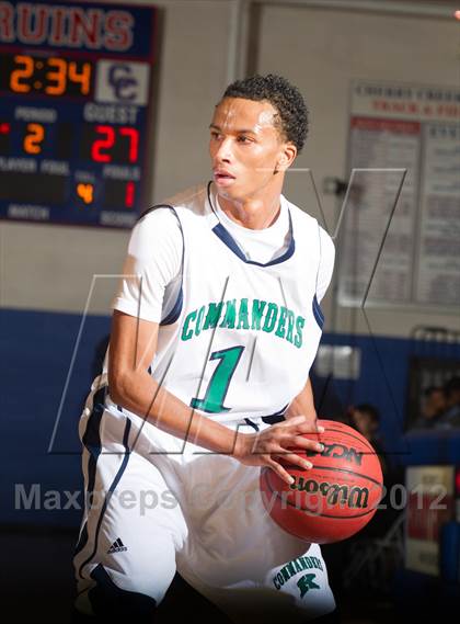 Thumbnail 2 in Kennedy vs. Fountain-Fort Carson (Cherry Creek Holiday Classic) photogallery.