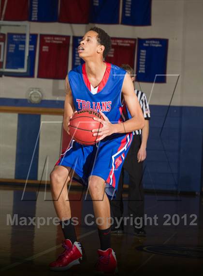 Thumbnail 1 in Kennedy vs. Fountain-Fort Carson (Cherry Creek Holiday Classic) photogallery.
