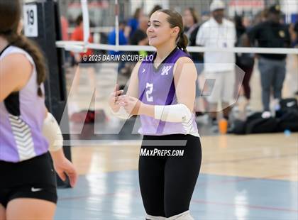 Thumbnail 1 in Arvada West vs. Bishop O'Dowd (Nike Tournament of Champions – Southwest) photogallery.
