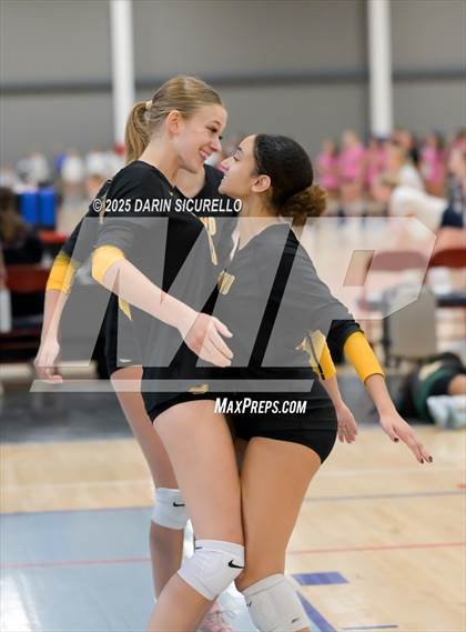 Thumbnail 2 in Arvada West vs. Bishop O'Dowd (Nike Tournament of Champions – Southwest) photogallery.