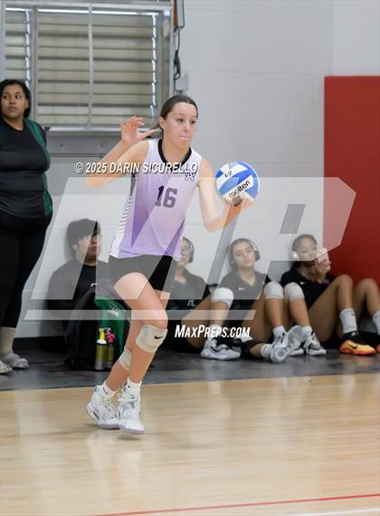 Thumbnail 3 in Arvada West vs. Bishop O'Dowd (Nike Tournament of Champions – Southwest) photogallery.