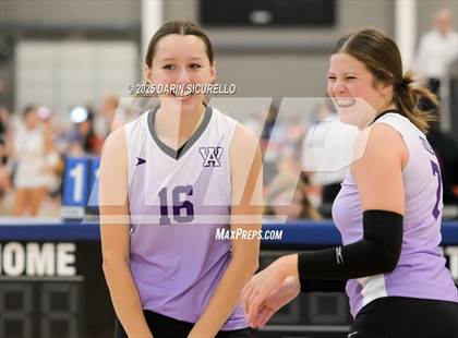 Thumbnail 1 in Arvada West vs. Bishop O'Dowd (Nike Tournament of Champions – Southwest) photogallery.