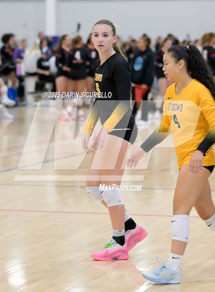 Thumbnail 1 in Arvada West vs. Bishop O'Dowd (Nike Tournament of Champions – Southwest) photogallery.