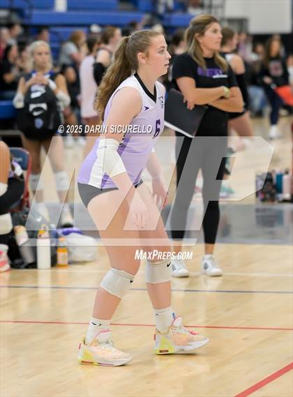 Thumbnail 3 in Arvada West vs. Bishop O'Dowd (Nike Tournament of Champions – Southwest) photogallery.