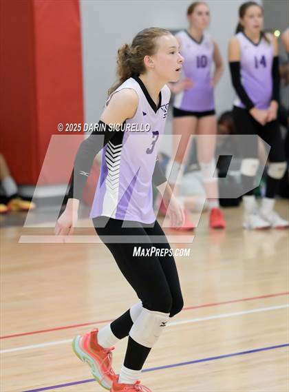 Thumbnail 2 in Arvada West vs. Bishop O'Dowd (Nike Tournament of Champions – Southwest) photogallery.