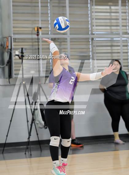Thumbnail 1 in Arvada West vs. Bishop O'Dowd (Nike Tournament of Champions – Southwest) photogallery.