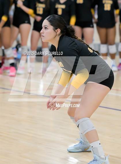 Thumbnail 2 in Arvada West vs. Bishop O'Dowd (Nike Tournament of Champions – Southwest) photogallery.
