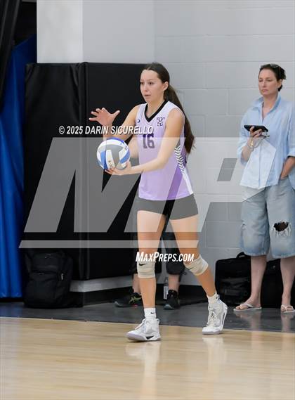 Thumbnail 1 in Arvada West vs. Bishop O'Dowd (Nike Tournament of Champions – Southwest) photogallery.