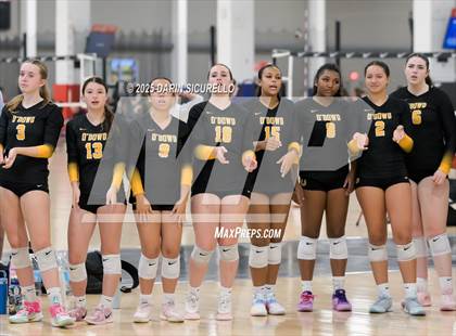 Thumbnail 1 in Arvada West vs. Bishop O'Dowd (Nike Tournament of Champions – Southwest) photogallery.