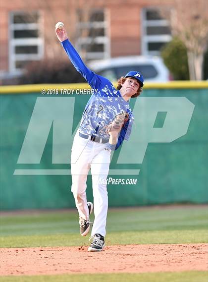 Thumbnail 3 in Weddington @ Parkwood photogallery.