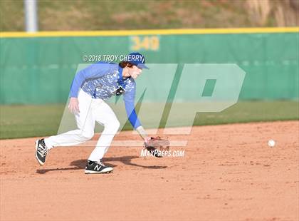 Thumbnail 3 in Weddington @ Parkwood photogallery.
