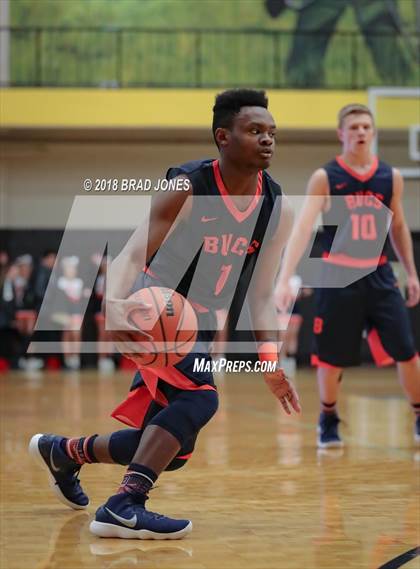 Thumbnail 2 in Lebanon vs Beech (TSSAA District 9-AAA Quarterfinal) photogallery.