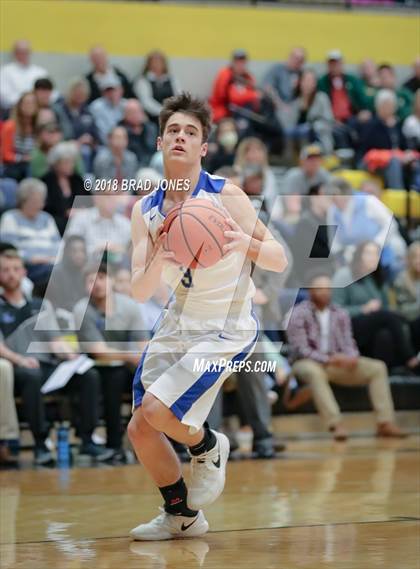 Thumbnail 1 in Lebanon vs Beech (TSSAA District 9-AAA Quarterfinal) photogallery.