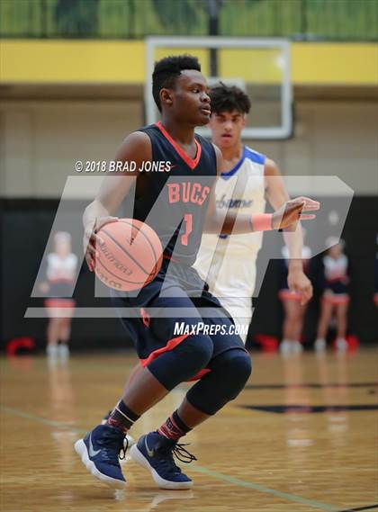 Thumbnail 2 in Lebanon vs Beech (TSSAA District 9-AAA Quarterfinal) photogallery.