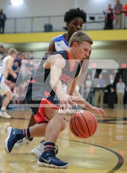 Thumbnail 3 in Lebanon vs Beech (TSSAA District 9-AAA Quarterfinal) photogallery.