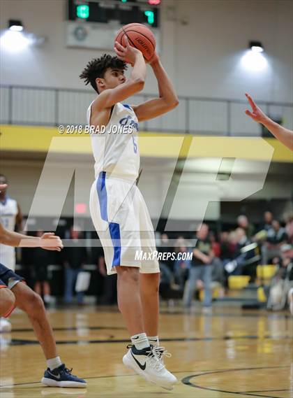 Thumbnail 3 in Lebanon vs Beech (TSSAA District 9-AAA Quarterfinal) photogallery.