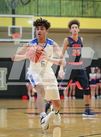 Thumbnail 3 in Lebanon vs Beech (TSSAA District 9-AAA Quarterfinal) photogallery.