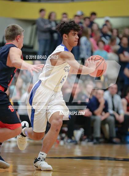 Thumbnail 1 in Lebanon vs Beech (TSSAA District 9-AAA Quarterfinal) photogallery.