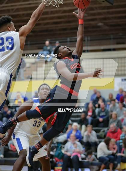 Thumbnail 2 in Lebanon vs Beech (TSSAA District 9-AAA Quarterfinal) photogallery.