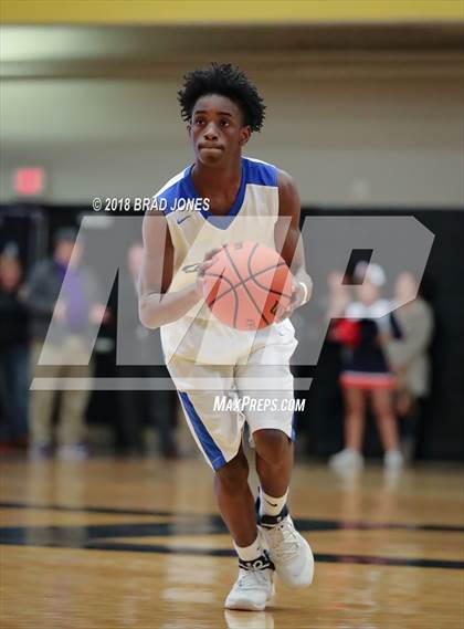 Thumbnail 2 in Lebanon vs Beech (TSSAA District 9-AAA Quarterfinal) photogallery.