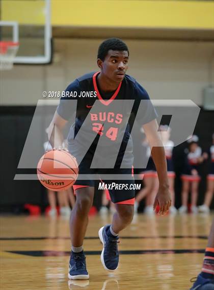 Thumbnail 1 in Lebanon vs Beech (TSSAA District 9-AAA Quarterfinal) photogallery.