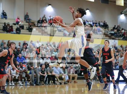 Thumbnail 2 in Lebanon vs Beech (TSSAA District 9-AAA Quarterfinal) photogallery.