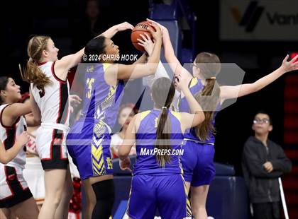 Thumbnail 2 in Palo Verde vs Rio Rico (MLK Basketball Classic) photogallery.