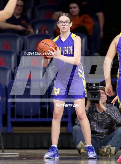 Thumbnail 2 in Palo Verde vs Rio Rico (MLK Basketball Classic) photogallery.