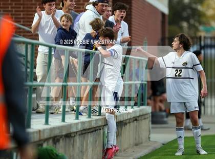 Thumbnail 1 in West Mesquite vs. Highland Park (UIL 5A D2 Regional Semifinal Playoff) photogallery.