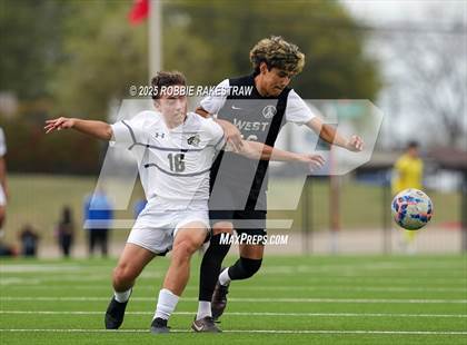 Thumbnail 1 in West Mesquite vs. Highland Park (UIL 5A D2 Regional Semifinal Playoff) photogallery.
