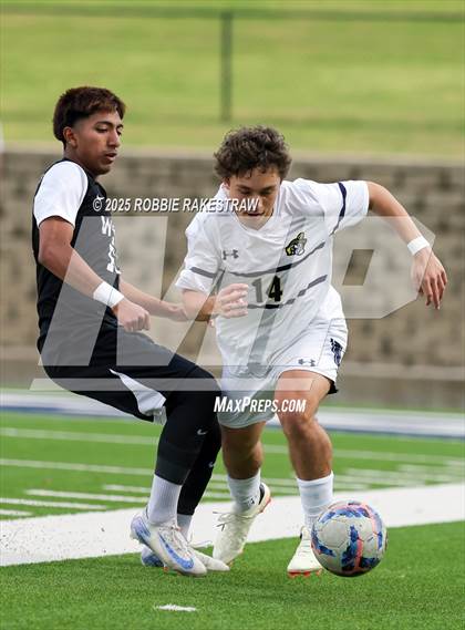 Thumbnail 1 in West Mesquite vs. Highland Park (UIL 5A D2 Regional Semifinal Playoff) photogallery.