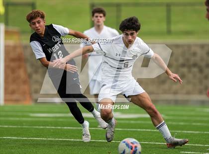 Thumbnail 2 in West Mesquite vs. Highland Park (UIL 5A D2 Regional Semifinal Playoff) photogallery.