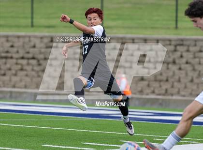 Thumbnail 1 in West Mesquite vs. Highland Park (UIL 5A D2 Regional Semifinal Playoff) photogallery.