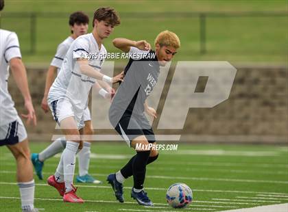 Thumbnail 2 in West Mesquite vs. Highland Park (UIL 5A D2 Regional Semifinal Playoff) photogallery.